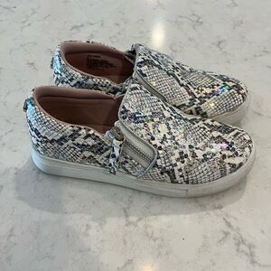 Steve Madden Sneakers